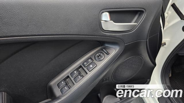 Kia K3 Luxury, 2015 16