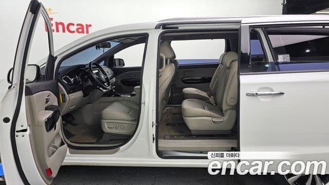 Kia The / новый New Carnival Prestige, 2019 10