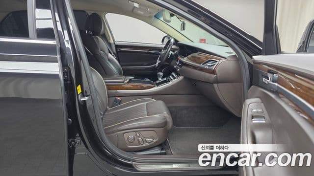 Genesis EQ900 Prestige, 2018 11