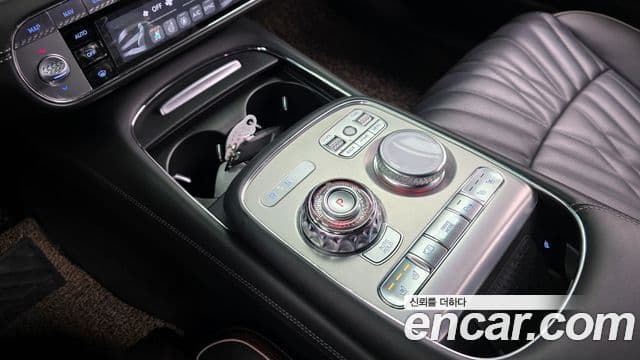 Genesis G90 (RS4) бензин 3.5 турбо AWD, 2022 9