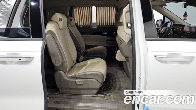 Kia Carnival 4세대 Signature, 2023 12