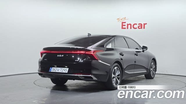 Kia K8 гибрид Noblesse, 2022 2