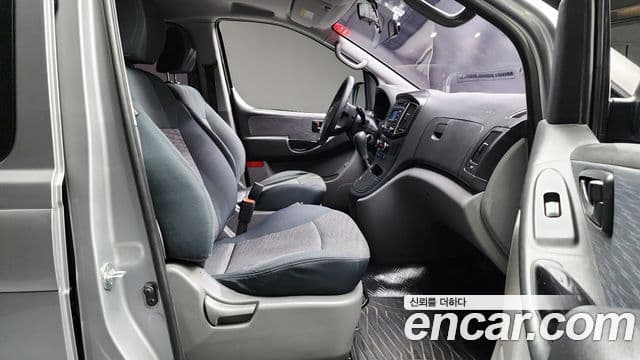 Hyundai Grand Starex Smart, 2017 10