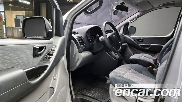 Hyundai Grand Starex Smart, 2017 11