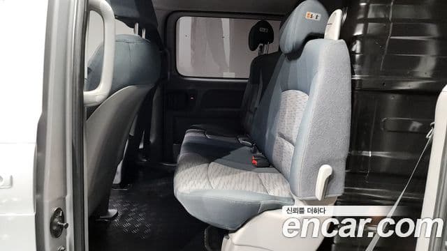Hyundai Grand Starex Smart, 2017 12
