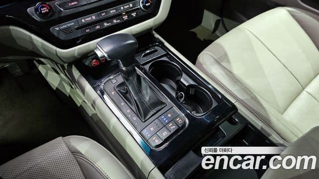 Kia All New Carnival Noblesse, 2017 9
