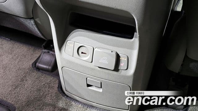 Kia All New Carnival Noblesse, 2017 18