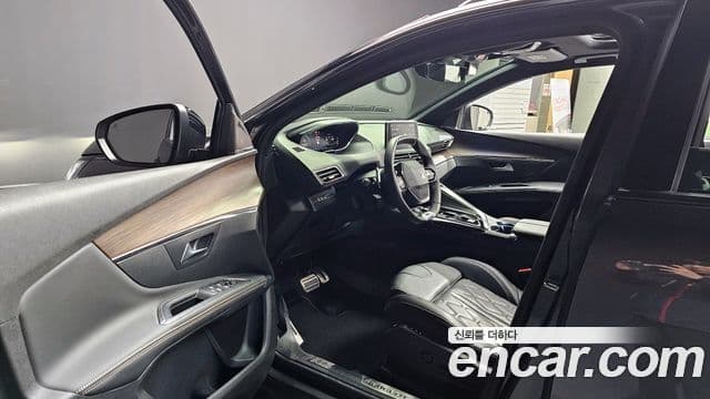 Peugeot 5008 2세대 1.2 Pure Tech GT, 2024 10