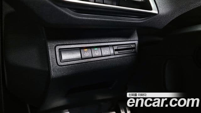 Peugeot 5008 2세대 1.2 Pure Tech GT, 2024 14