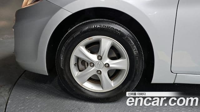 Hyundai Accent(новый кузов / новое поколение) Modern, 2014 все фото