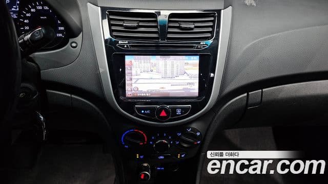 Hyundai Accent(новый кузов / новое поколение) Modern, 2014 15