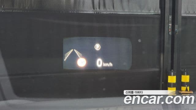 Land Rover Range Rover Velar 3.0 D300 R-Dynamic HSE, 2019 17