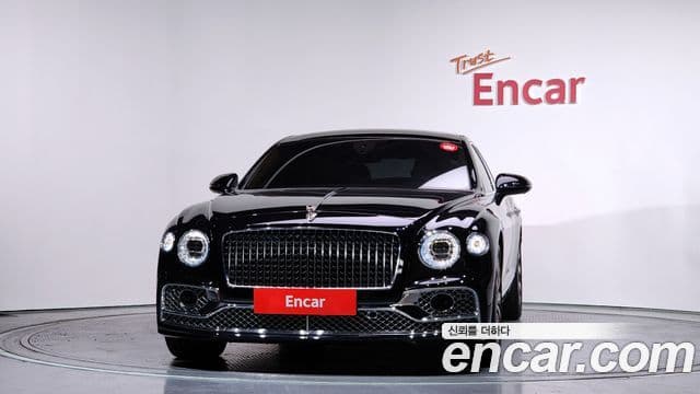 Bentley Flying Spur 3세대 4.0 Azure, 2023 3