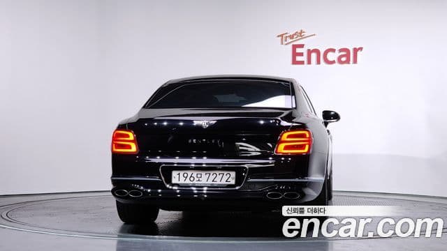 Bentley Flying Spur 3세대 4.0 Azure, 2023 4