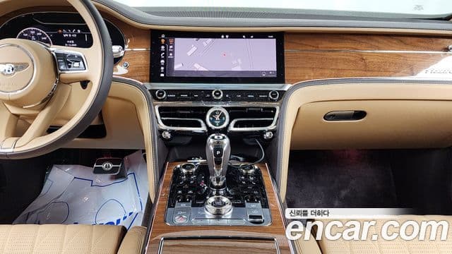 Bentley Flying Spur 3세대 4.0 Azure, 2023 14