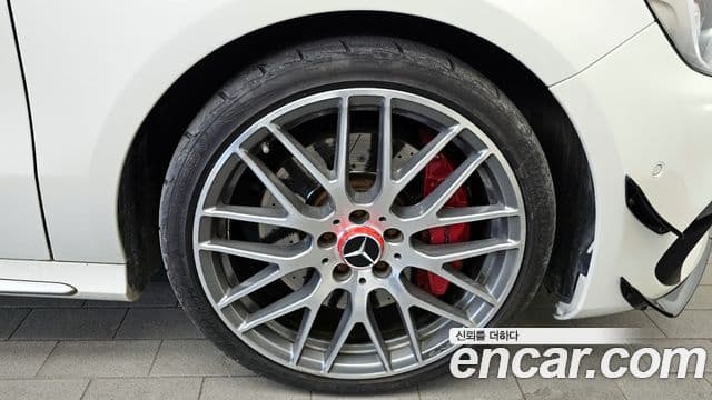 Mercedes-Benz A-класс W176 A45 AMG 4MATIC, 2018 все фото