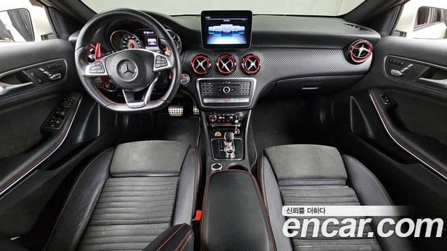 Mercedes-Benz A-класс W176 A45 AMG 4MATIC, 2018 7
