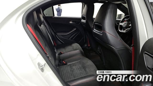 Mercedes-Benz A-класс W176 A45 AMG 4MATIC, 2018 12