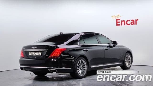 Genesis EQ900 Luxury, 2016 2