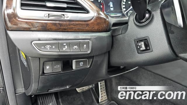 Genesis EQ900 Luxury, 2016 13