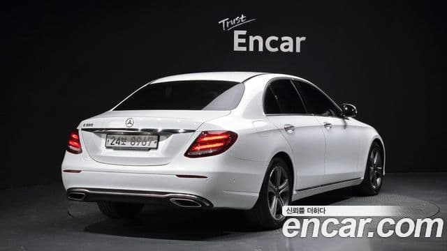 Mercedes-Benz E-класс W213 Avantgarde, 2019 2