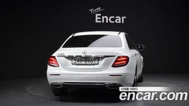 Mercedes-Benz E-класс W213 Avantgarde, 2019 4