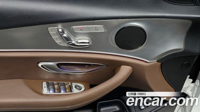 Mercedes-Benz E-класс W213 Avantgarde, 2019 18