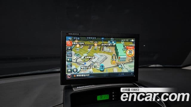 Kia Carnival R Premium, 2013 13