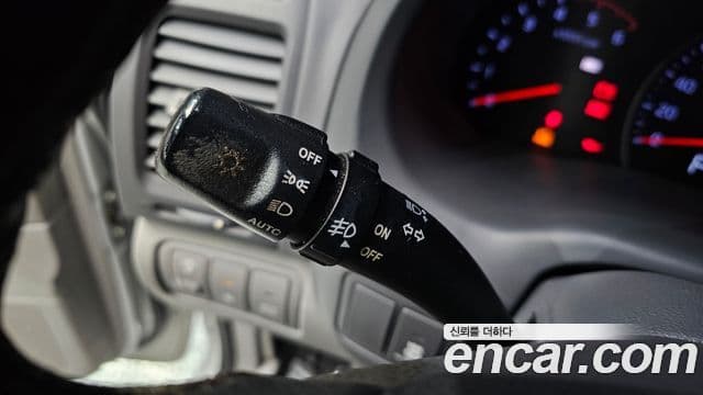 Kia Carnival R Premium, 2013 17