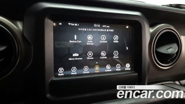 Jeep Wrangler (JL) 2.0 Sport 4도어, 2018 14