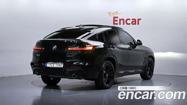 BMW X4 (G02) xDrive20i M Sport X онлайн Exclusive Edition, 2021 2
