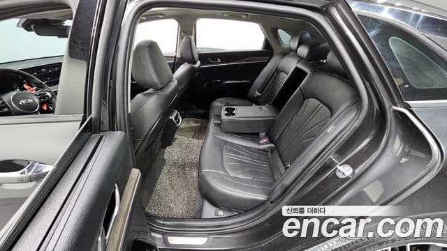 Kia K5 3세대 Signature, 2020 11