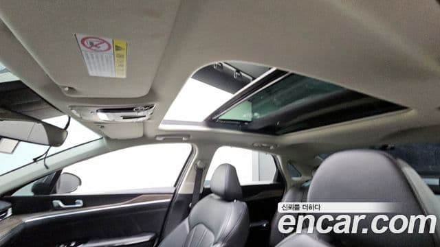 Kia K5 3세대 Signature, 2020 19