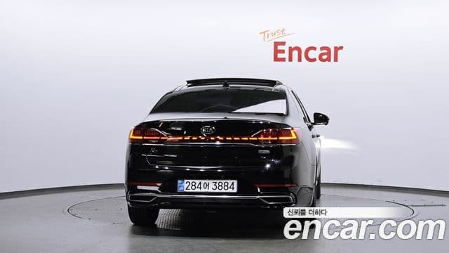 Kia K7 Premier гибрид Signature, 2020 4