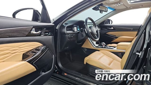 Kia K7 Premier гибрид Signature, 2020 11