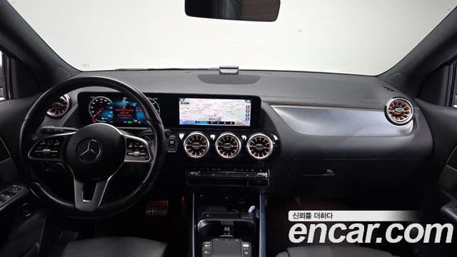 Mercedes-Benz EQA H243, 2021 7