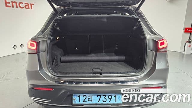 Mercedes-Benz EQA H243, 2021 20