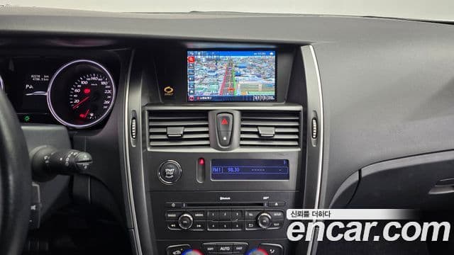 Renault Korea(Samsung) SM7 Nova LPLI 2.0 LPe для людей с инвалидностью, 2016 15