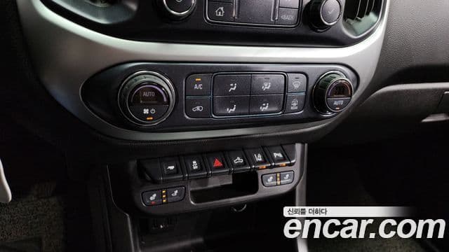 Chevrolet(GM대우) real New 콜로라도 3.6 Extreme 4WD, 2022 16