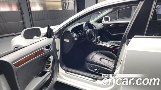 Audi A5 8TA, 2014 10