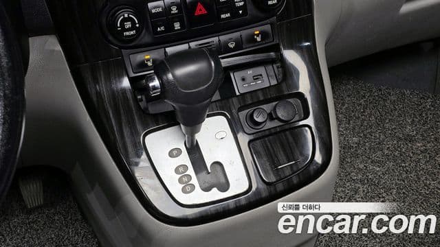 Kia Carnival R New Carnival лимузин GLX, 2011 9