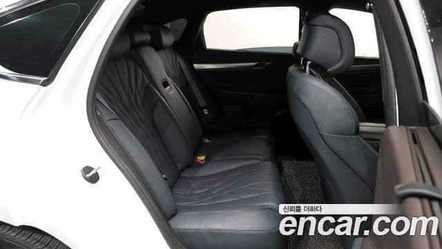 Genesis G80 (RG3) бензин 2.5 турбо 2WD, 2021 12