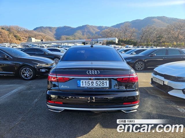 Audi A8 (D5) 55 TFSI Quattro LWB, 2021 4