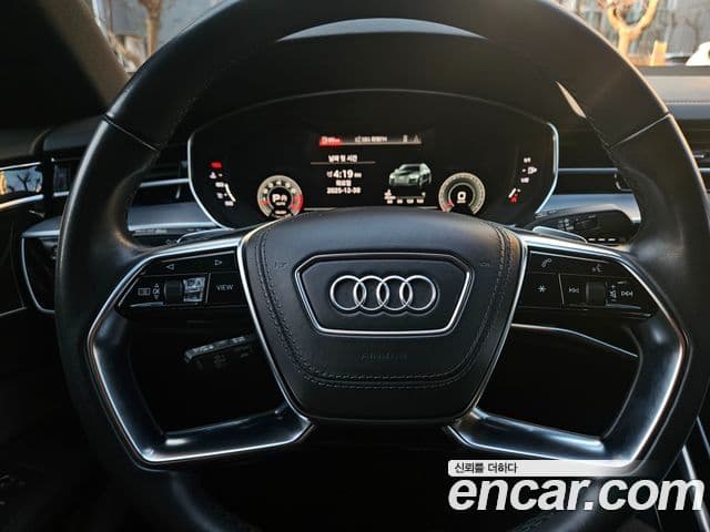 Audi A8 (D5) 55 TFSI Quattro LWB, 2021 8