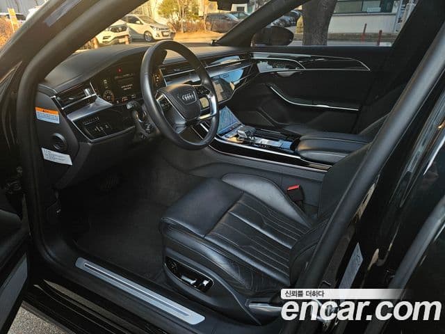 Audi A8 (D5) 55 TFSI Quattro LWB, 2021 10