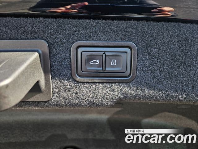 Audi A8 (D5) 55 TFSI Quattro LWB, 2021 16