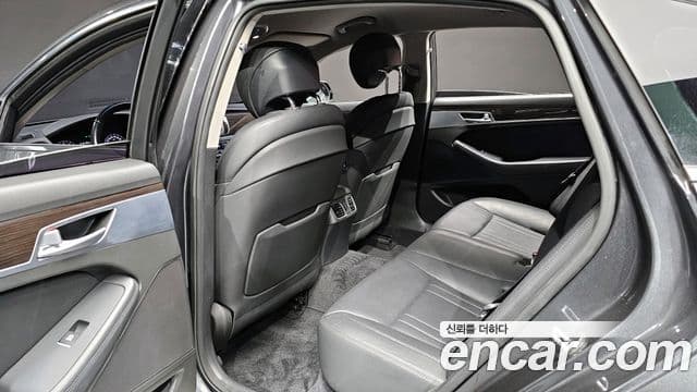 Genesis G80 Luxury, 2017 12