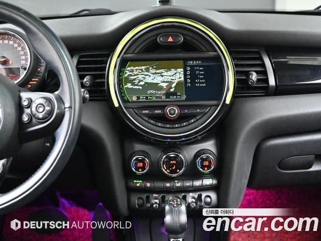 Mini Cooper D 3세대, 2017 14