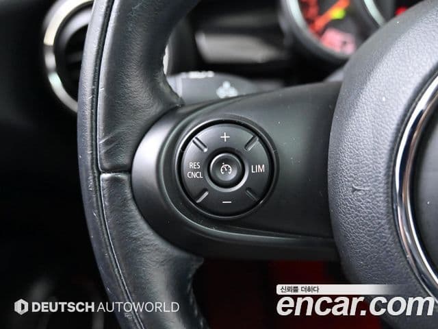 Mini Cooper D 3세대, 2017 16