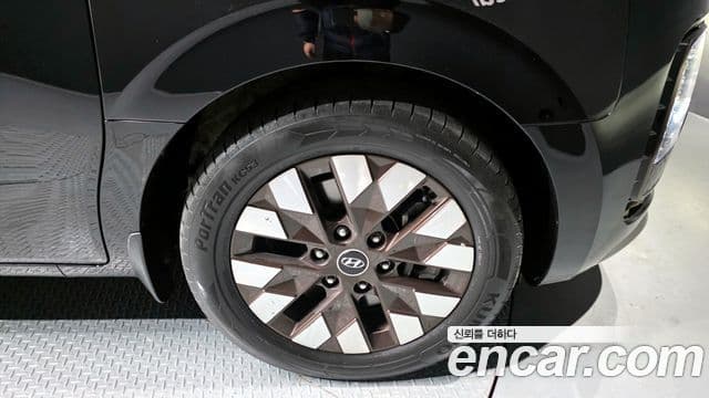 Hyundai Staria Inspiration, 2022 все фото